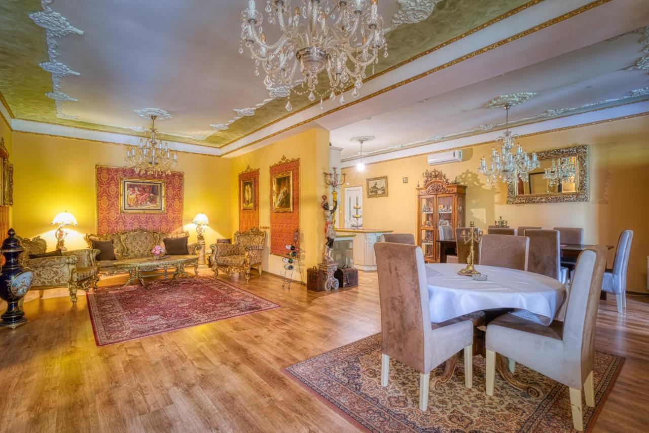 Vila Rococo เบลเกรด ภายนอก รูปภาพ